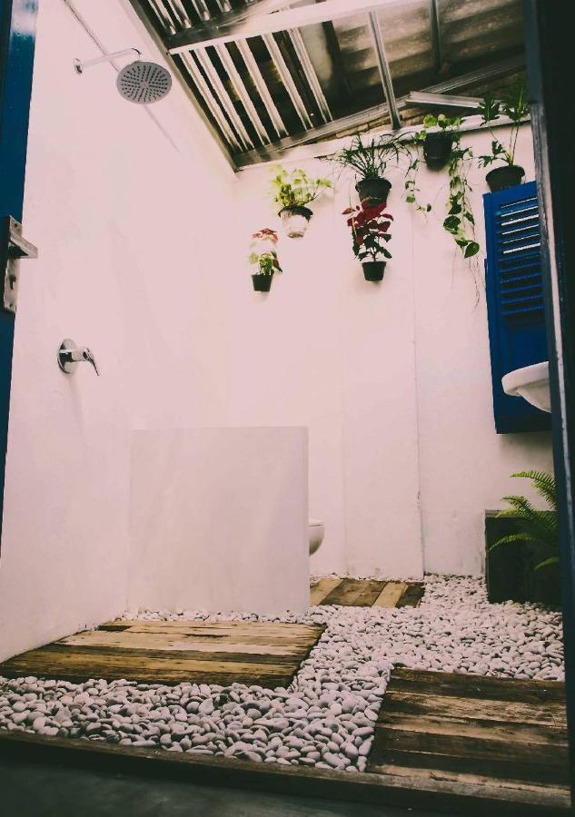 Pondok Sare Hostel ยอกยาการ์ตา ภายนอก รูปภาพ