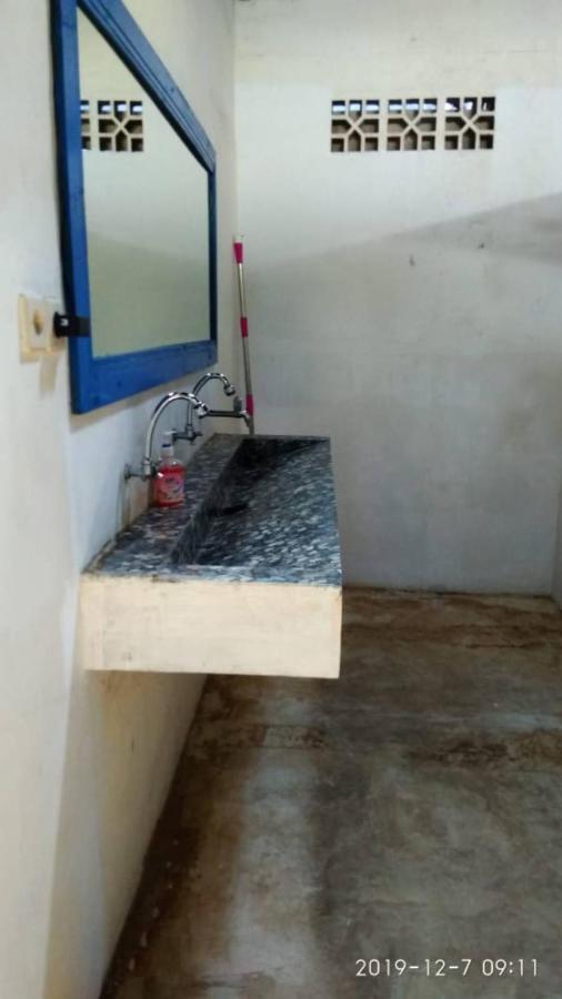 Pondok Sare Hostel ยอกยาการ์ตา ภายนอก รูปภาพ