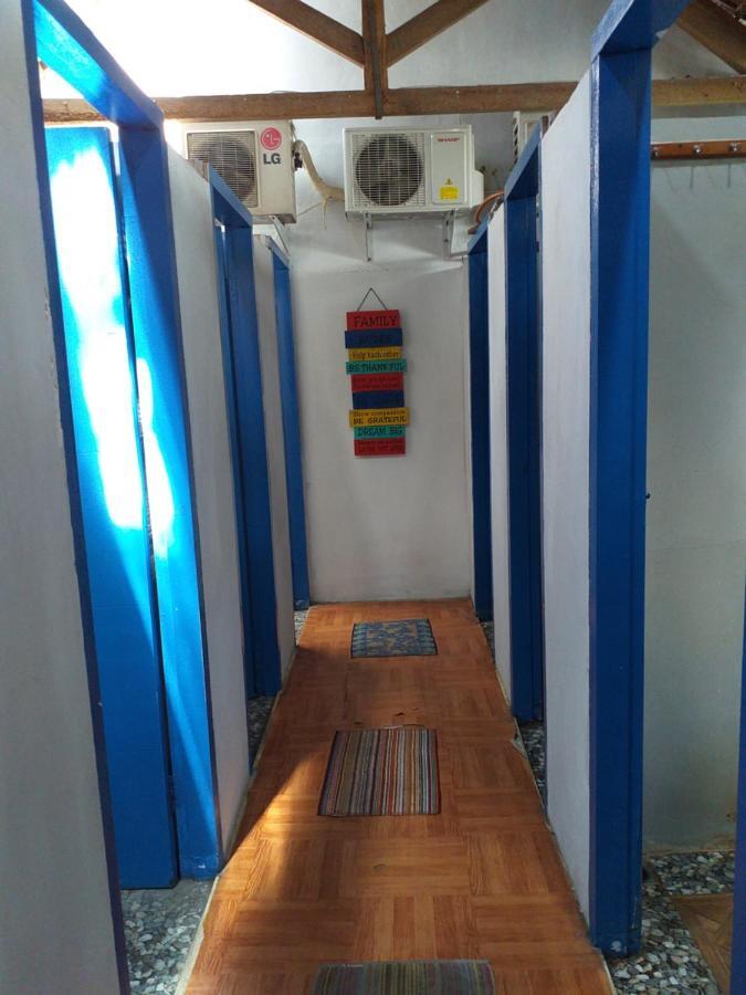 Pondok Sare Hostel ยอกยาการ์ตา ภายนอก รูปภาพ